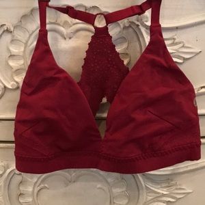 Lululemon deep red sports bra